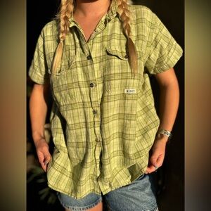 Kikit Vintage Green Button Up- XL